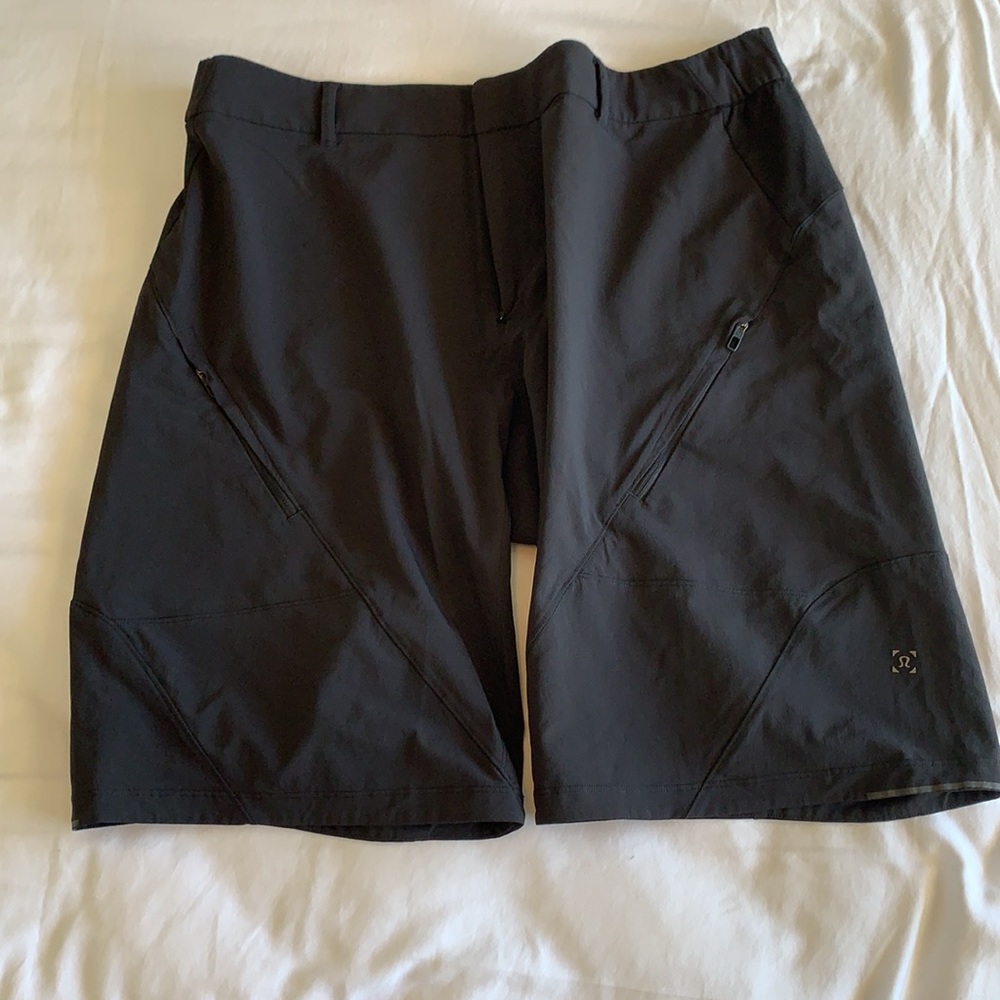 Black Lululemon shorts
